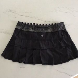 Lululemon Pace setter Skort black size 8